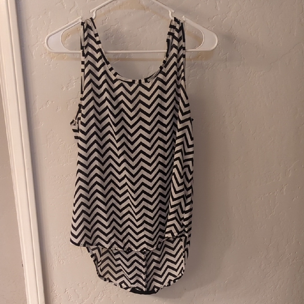 Black and White Asymmetrical Sleeveless Tank Top